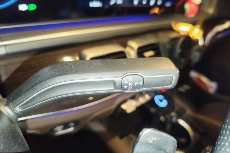 Used Mercedes-Benz GLS 2022 GLS 450 4MATIC Stylish Model Gear Lever