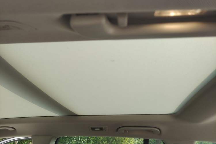 Used Mercedes-Benz GLS 2022 Second Facelift GLS 450 4MATIC Luxury Edition Headliner