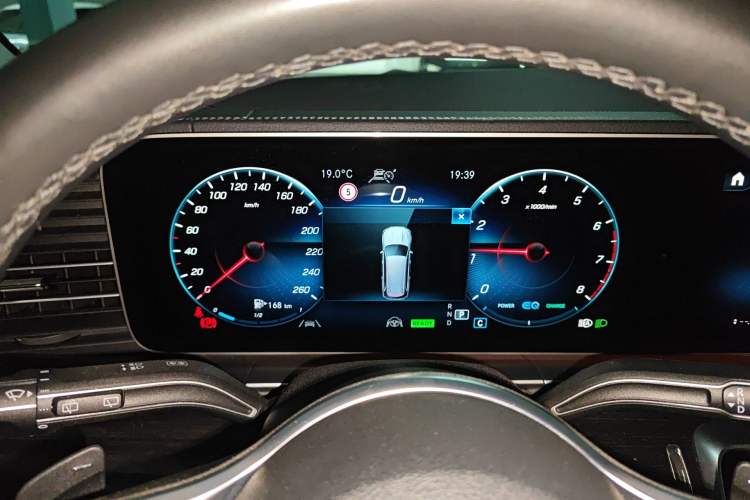 Used Mercedes-Benz GLS 2022 GLS 450 4MATIC Stylish Model Instrument Cluster