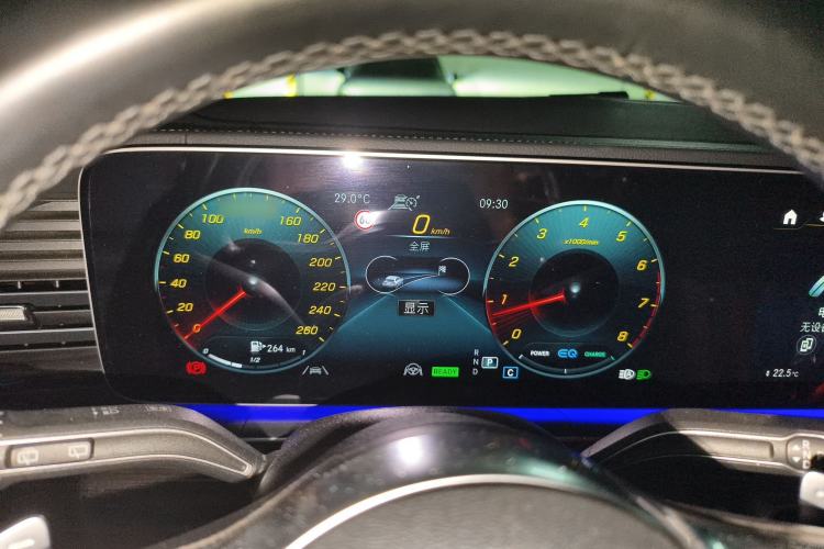 Used Mercedes-Benz GLS 2022 Second Facelift GLS 450 4MATIC Stylish Version Instrument Cluster