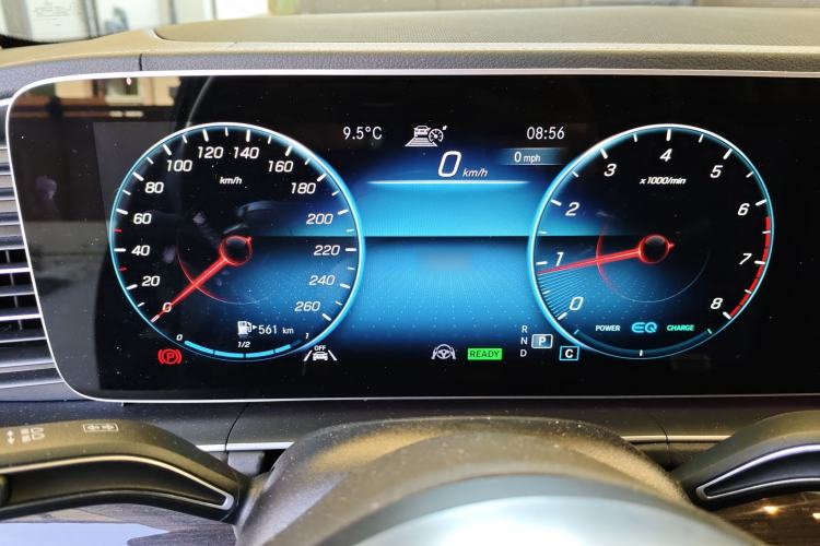Used Mercedes-Benz GLS 2022 Second Facelift GLS 450 4MATIC Stylish Version Instrument Cluster
