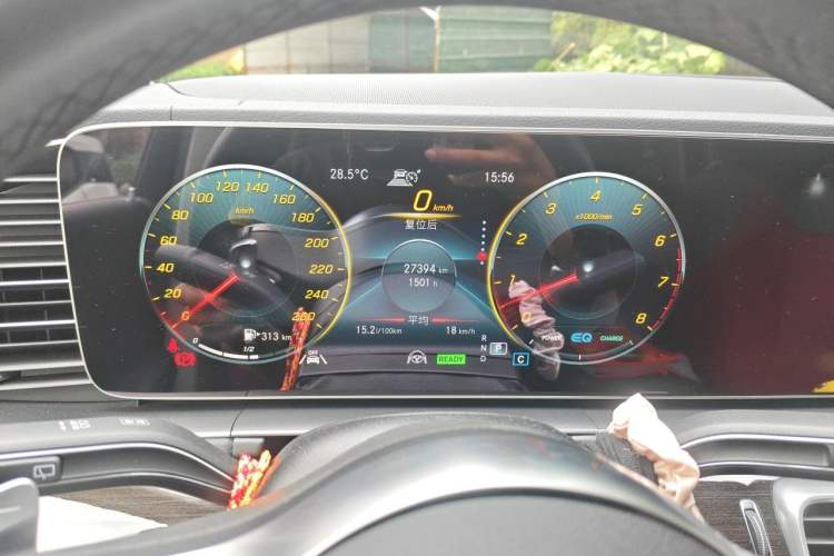 Used Mercedes-Benz GLS 2022 Second Facelift GLS 450 4MATIC Stylish Version Instrument Cluster