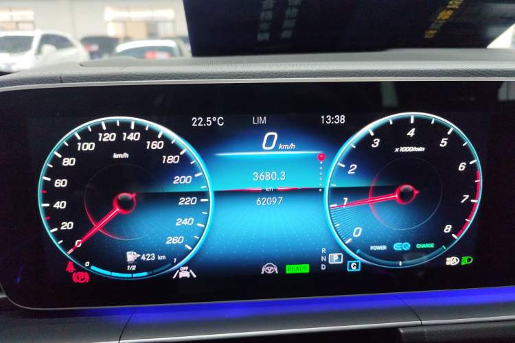 Used Mercedes-Benz GLS 2022 Second Facelift GLS 450 4MATIC Luxury Edition Instrument Cluster