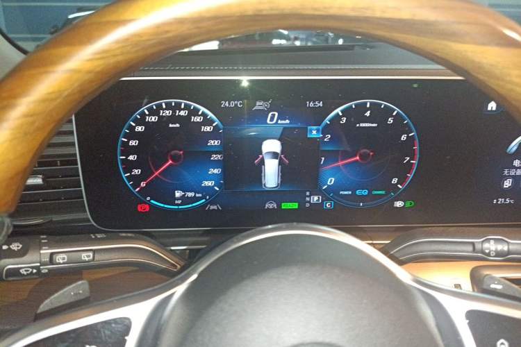 Used Mercedes-Benz GLS 2022 Second Facelift GLS 450 4MATIC Luxury Edition Instrument Cluster