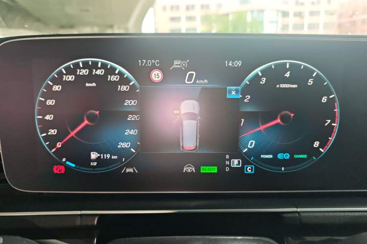 Used Mercedes-Benz GLS 2022 Second Facelift GLS 450 4MATIC Stylish Version Instrument Cluster