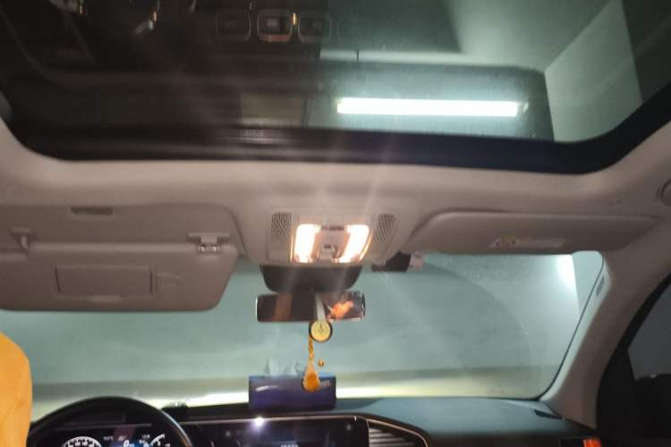 Used Mercedes-Benz GLS 2022 Second Facelift GLS 450 4MATIC Stylish Version Interior 3