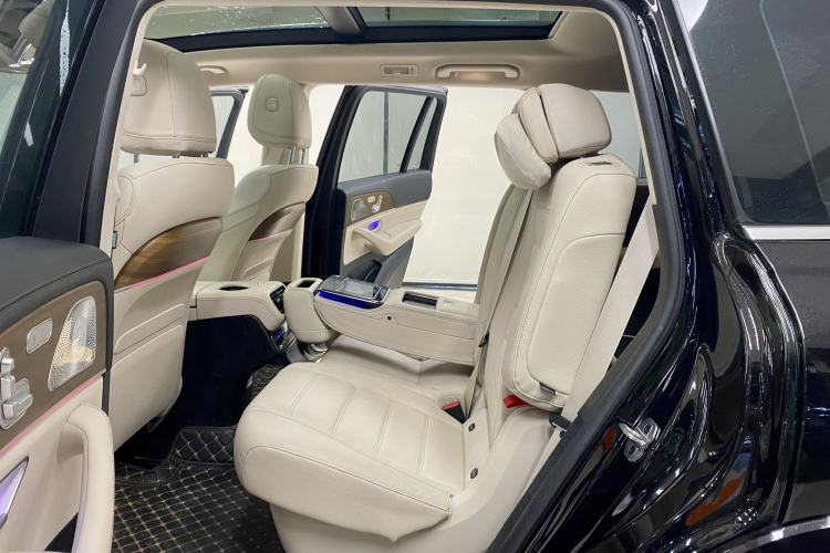 Used Mercedes-Benz GLS 2022 Second Facelift GLS 450 4MATIC Luxury Edition Interior 7