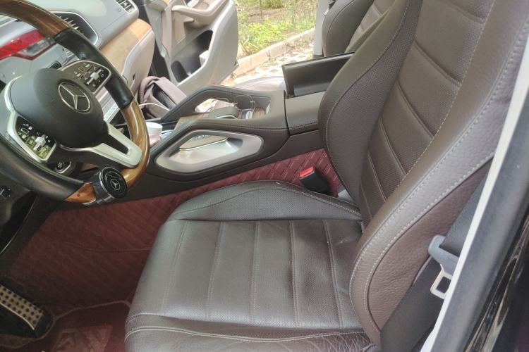 Used Mercedes-Benz GLS 2022 Second Facelift GLS 450 4MATIC Luxury Edition Left Front Seat