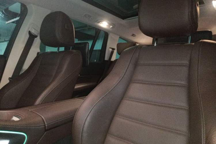 Used Mercedes-Benz GLS 2022 GLS 450 4MATIC Luxury Model Left Front Seat