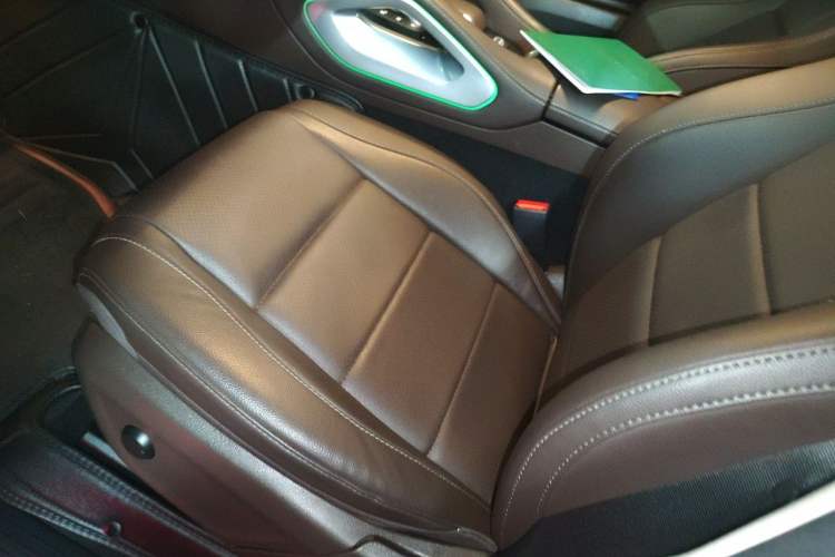 Used Mercedes-Benz GLS 2022 GLS 450 4MATIC Stylish Model Left Front Seat