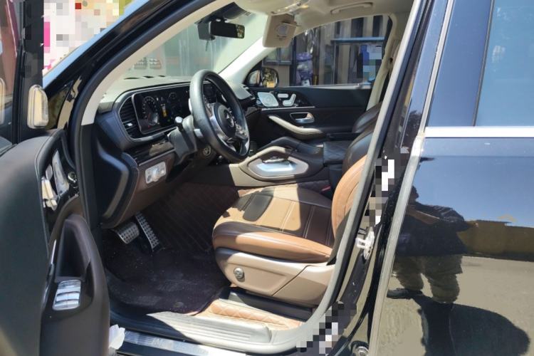 Used Mercedes-Benz GLS 2022 Second Facelift GLS 450 4MATIC Stylish Version Left Front Seat