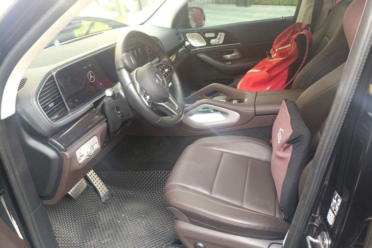 Used Mercedes-Benz GLS 2022 Refresh GLS 450 4MATIC Fashion Edition Left Front Seat