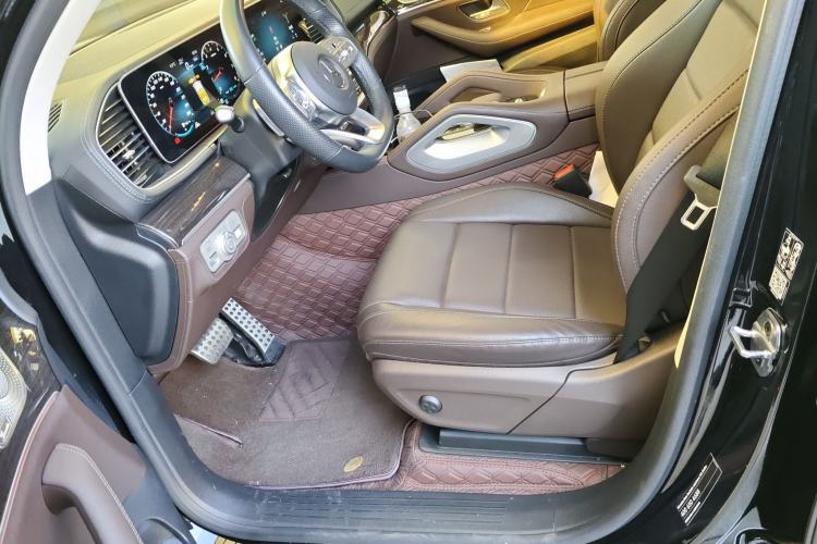 Used Mercedes-Benz GLS 2022 Second Facelift GLS 450 4MATIC Stylish Version Left Front Seat