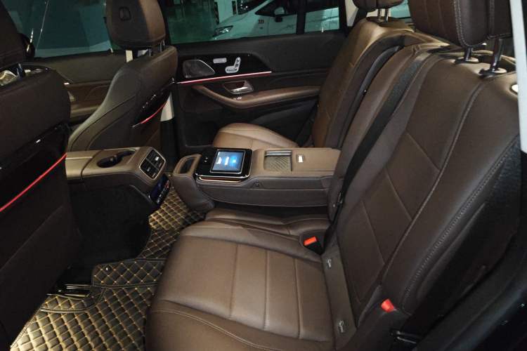 Used Mercedes-Benz GLS 2022 GLS 450 4MATIC Stylish Model Left Rear Seat