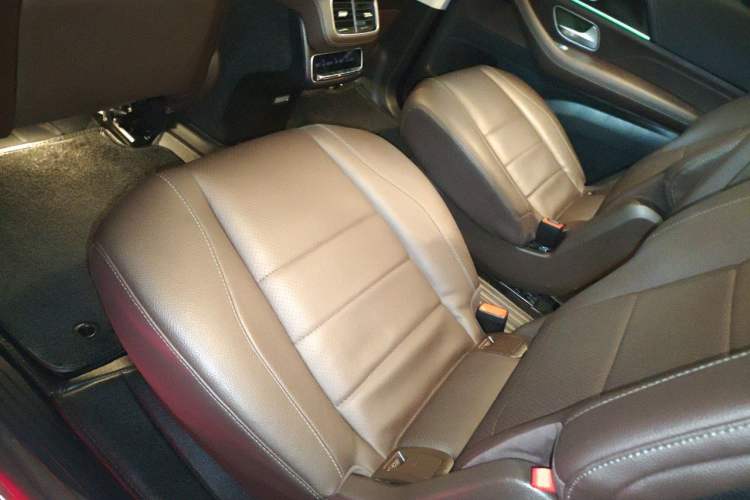 Used Mercedes-Benz GLS 2022 GLS 450 4MATIC Stylish Model Left Rear Seat