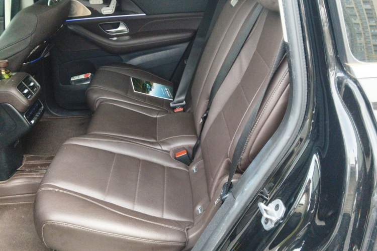 Used Mercedes-Benz GLS 2022 GLS 450 4MATIC Stylish Model Left Rear Seat