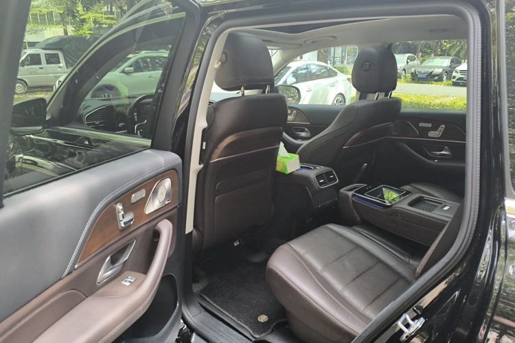 Used Mercedes-Benz GLS 2022 Second Facelift GLS 450 4MATIC Luxury Edition Left Rear Seat