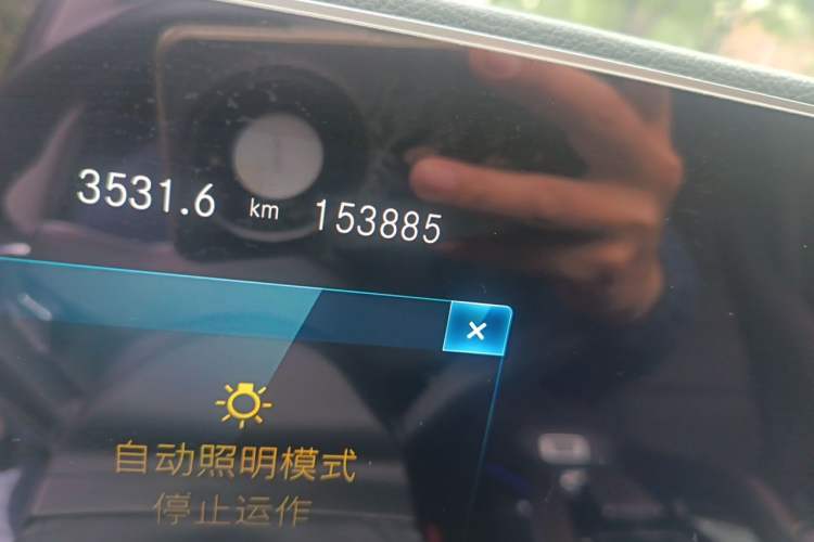Used Mercedes-Benz GLS 2022 GLS 450 4MATIC Stylish Model Odometer Close Up