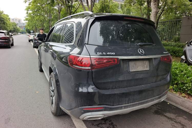 Used Mercedes-Benz GLS 2022 Second Facelift GLS 450 4MATIC Stylish Version Rear Left 45 Deg