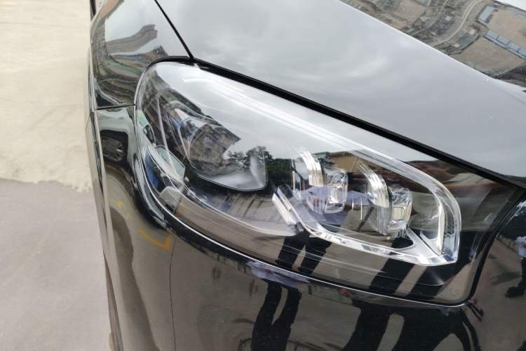 Used Mercedes-Benz GLS 2022 Second Facelift GLS 450 4MATIC Luxury Edition Right Front Headlight