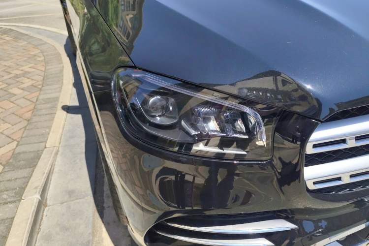 Used Mercedes-Benz GLS 2022 Second Facelift GLS 450 4MATIC Stylish Version Right Front Headlight