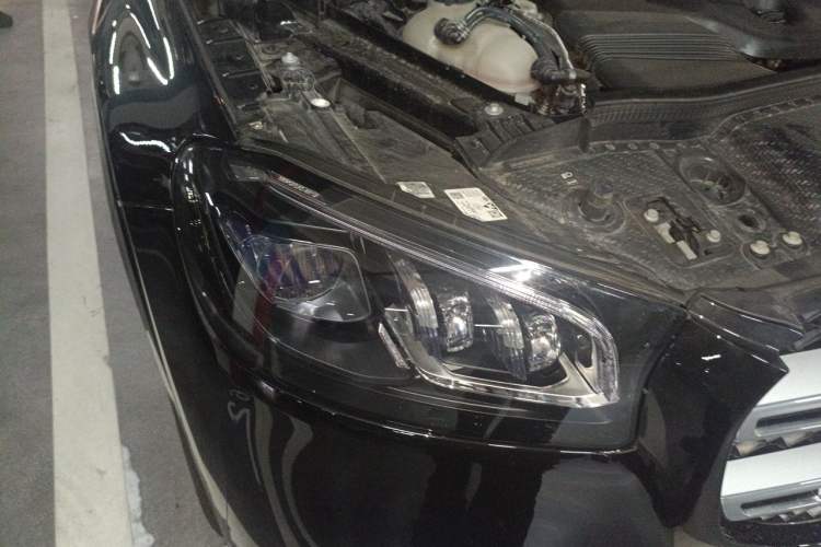 Used Mercedes-Benz GLS 2022 Second Facelift GLS 450 4MATIC Luxury Edition Right Front Headlight