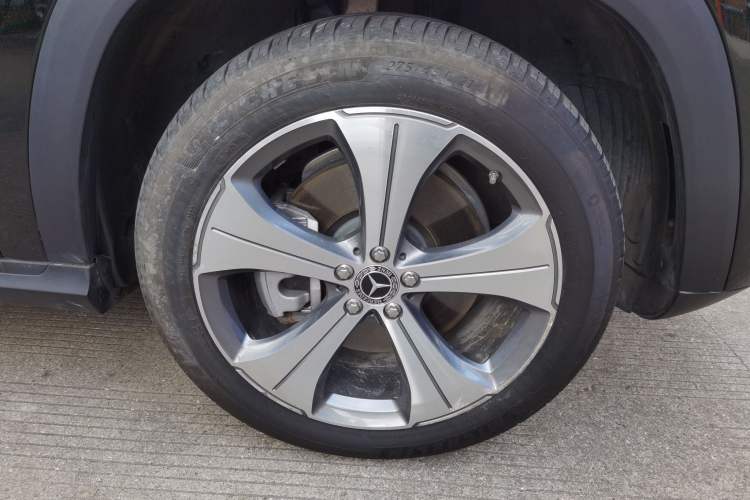 Used Mercedes-Benz GLS 2022 GLS 450 4MATIC Stylish Model Right Front Wheel Hub