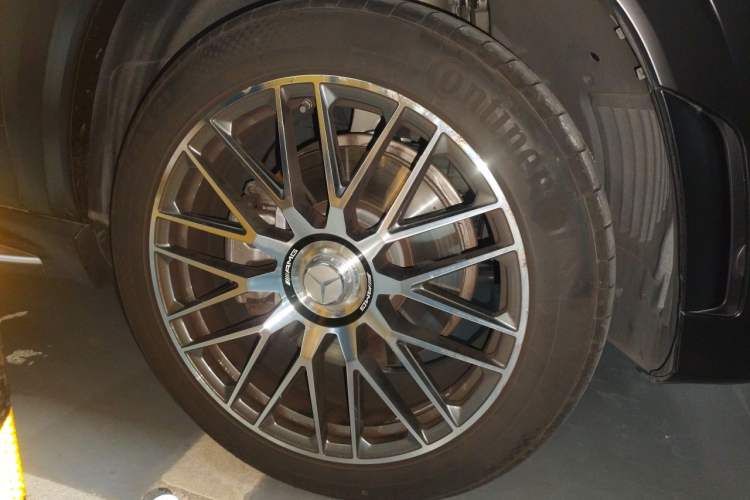 Used Mercedes-Benz GLS 2022 GLS 450 4MATIC Stylish Model Right Front Wheel Hub