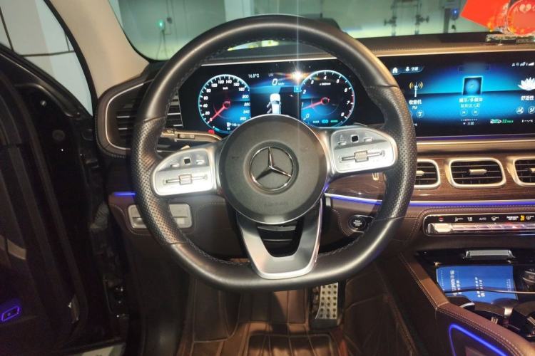Used Mercedes-Benz GLS 2022 Second Facelift GLS 450 4MATIC Stylish Version Steering Wheel