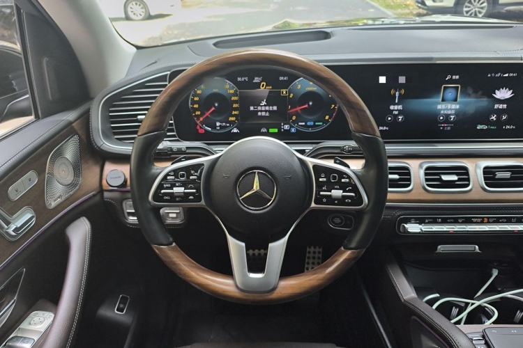 Used Mercedes-Benz GLS 2022 Second Facelift GLS 450 4MATIC Luxury Edition Steering Wheel