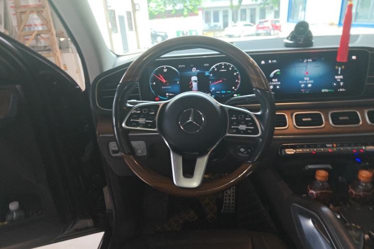 Used Mercedes-Benz GLS 2022 GLS 450 4MATIC Luxury Model Steering Wheel