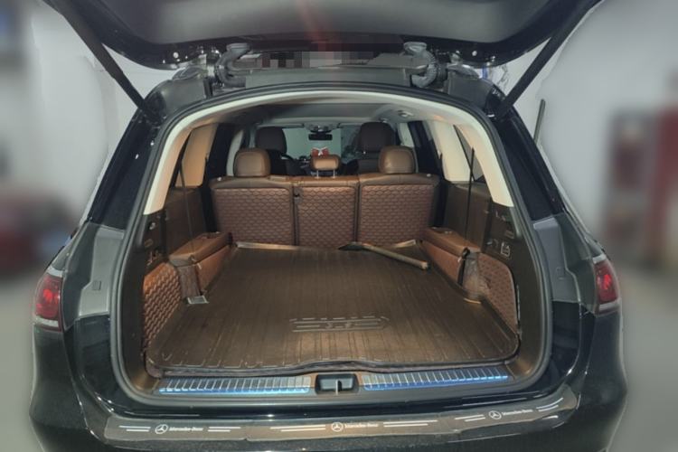 Used Mercedes-Benz GLS 2022 Second Facelift GLS 450 4MATIC Stylish Version Trunk