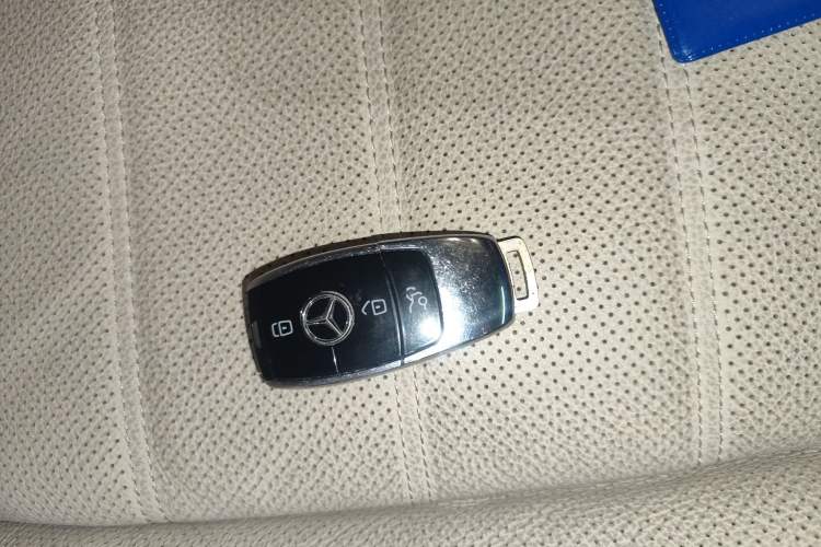 Used Mercedes-Benz GLS 2022 GLS 450 4MATIC Luxury Model Vehicle Key