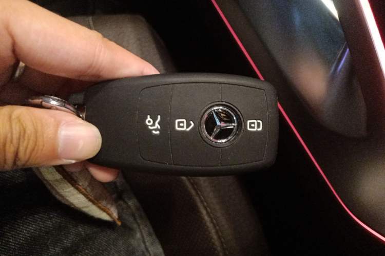 Used Mercedes-Benz GLS 2022 GLS 450 4MATIC Luxury Model Vehicle Key