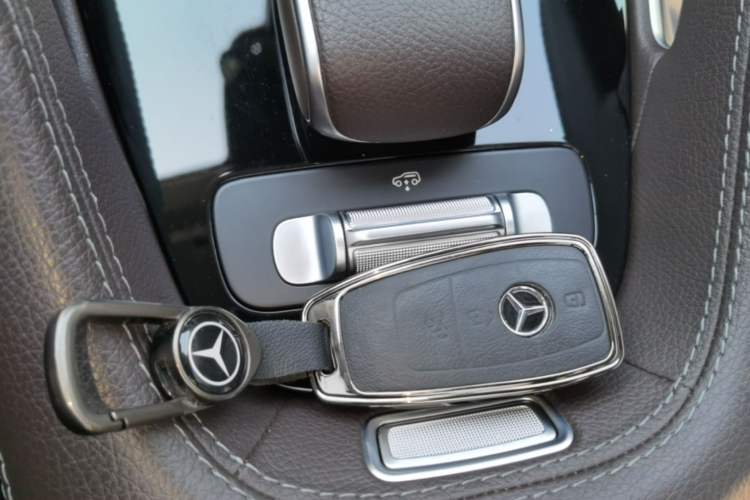 Used Mercedes-Benz GLS 2022 Second Facelift GLS 450 4MATIC Stylish Version Vehicle Key