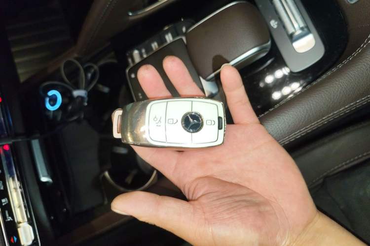 Used Mercedes-Benz GLS 2022 GLS 450 4MATIC Stylish Model Vehicle Key