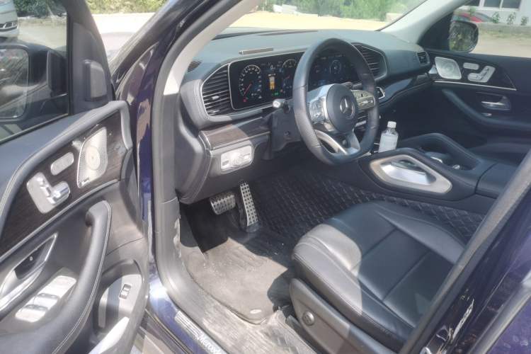 Used Mercedes-Benz GLS 2022 Second Facelift GLS 450 4MATIC Stylish Version Driver Seat