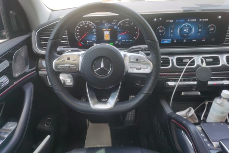 Used Mercedes-Benz GLS 2022 Second Facelift GLS 450 4MATIC Stylish Version Steering Wheel