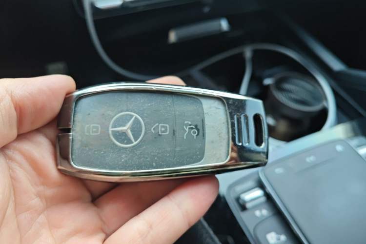 Used Mercedes-Benz GLS 2022 Second Facelift GLS 450 4MATIC Stylish Version Vehicle Key