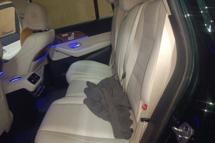 Used Mercedes-Benz GLS 2022 Second Facelift GLS 450 4MATIC Luxury Edition Left Rear Seat