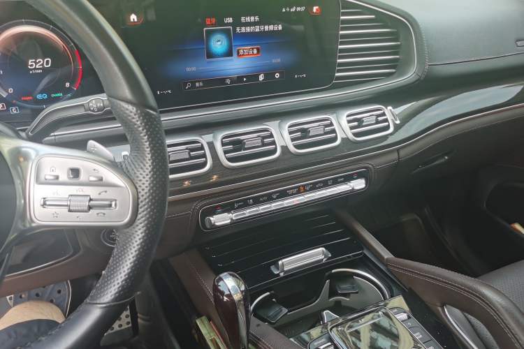 Used Mercedes-Benz GLS 2023 Refresh GLS 450 4MATIC Fashion Edition Audio And AC Panel