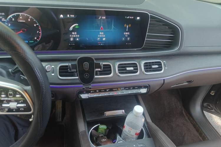 Used Mercedes-Benz GLS  Audio And AC Panel