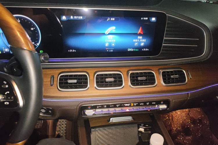 Used Mercedes-Benz GLS 2023 GLS 450 4MATIC Luxury Model Audio And AC Panel