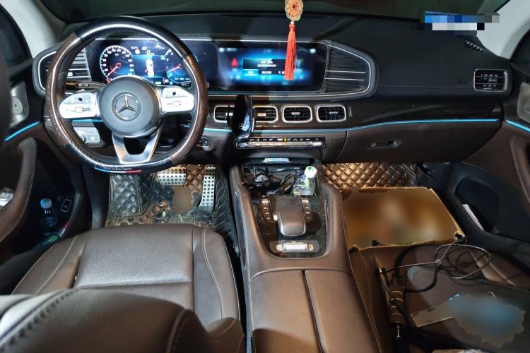 Used Mercedes-Benz GLS 2023 Refresh GLS 450 4MATIC Fashion Edition Center Console