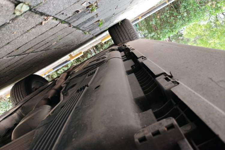 Used Mercedes-Benz GLS  Chassis Front Right