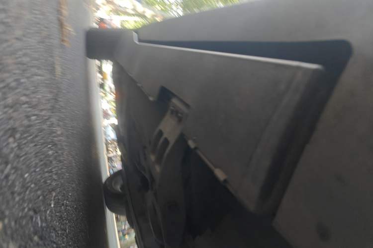 Used Mercedes-Benz GLS  Chassis Front Right