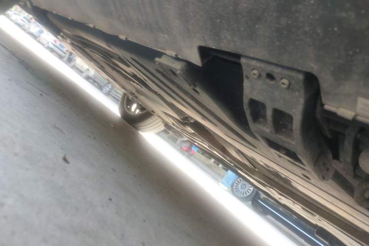 Used Mercedes-Benz GLS 2023 GLS 450 4MATIC Luxury Model Chassis Rear Left