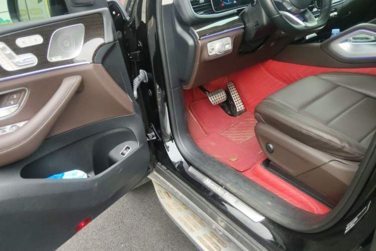 Used Mercedes-Benz GLS 2023 GLS 450 4MATIC Stylish Model Driver Seat