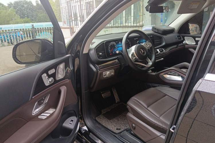Used Mercedes-Benz GLS 2023 GLS 450 4MATIC Stylish Model Driver Seat