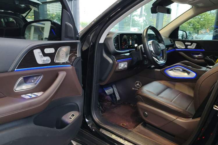 Used Mercedes-Benz GLS 2023 GLS 450 4MATIC Stylish Model Driver Seat